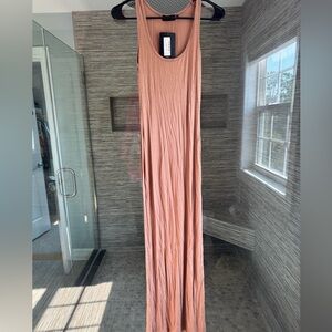 Sleeveless Maxi Dress in Peach